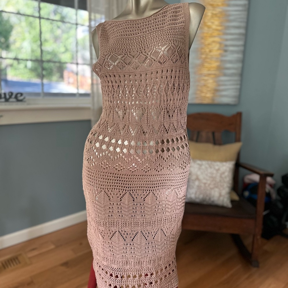Crochet Sleeveless Midi Dress sz M